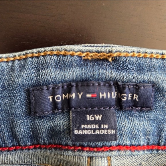 Tommy Hilfiger Women Blue Denim Jeans Patchwork Distressed Frayed Hem Size 16W - Picture 7 of 7